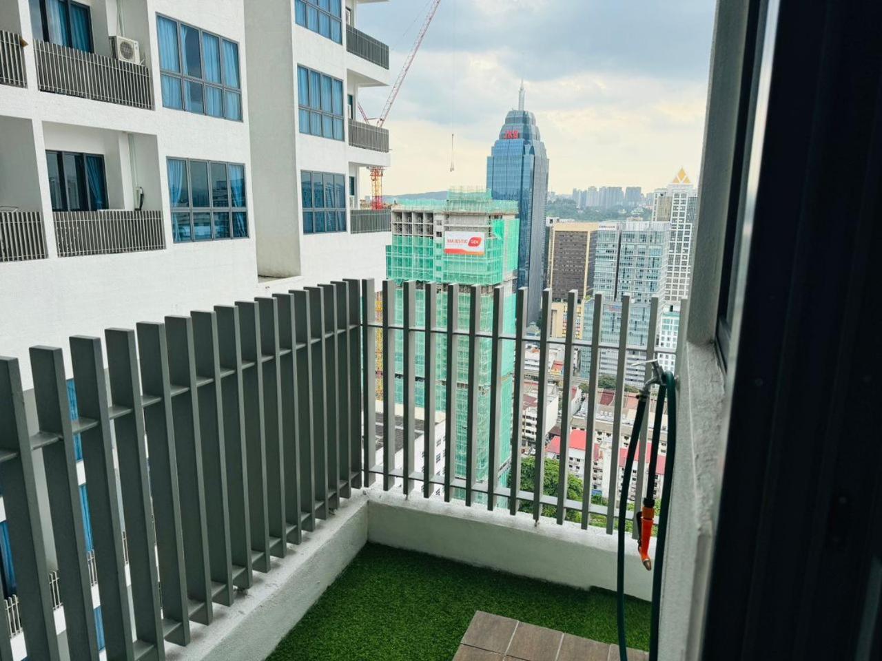 The Luxe Colony Klcc Apartment Kuala Lumpur Exterior foto